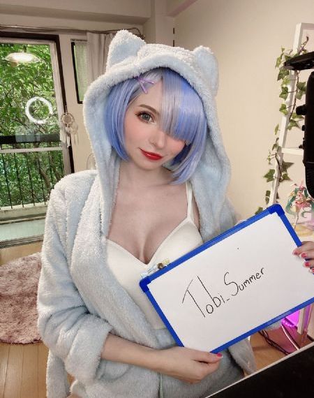 欧美天天黄_HD手机免费观看完整